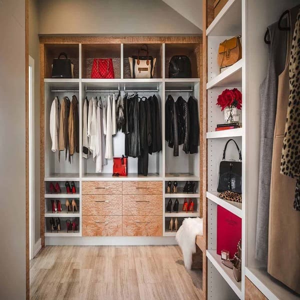 ترتيب الخزائن من الداخل